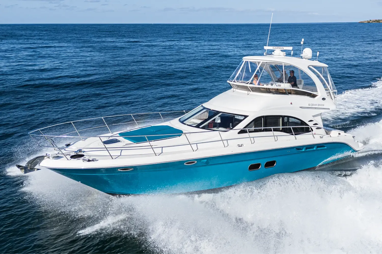 The main deck of the Sea Ray 52 charter yacht