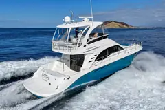 Sea Ray 52 interior