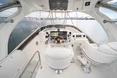 Sea Ray 52 stateroom