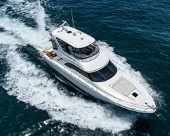 Sea Ray 56 head