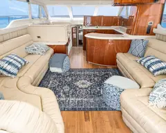 Sea Ray 56 deck